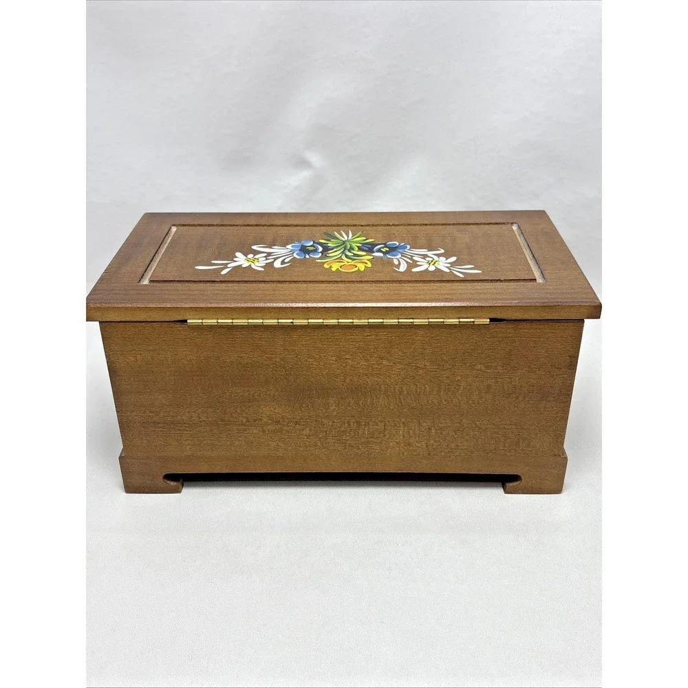 Reuge Swiss Jewelry Music Box Edelweiss Hand Painted Floral Wooden Vintage Works